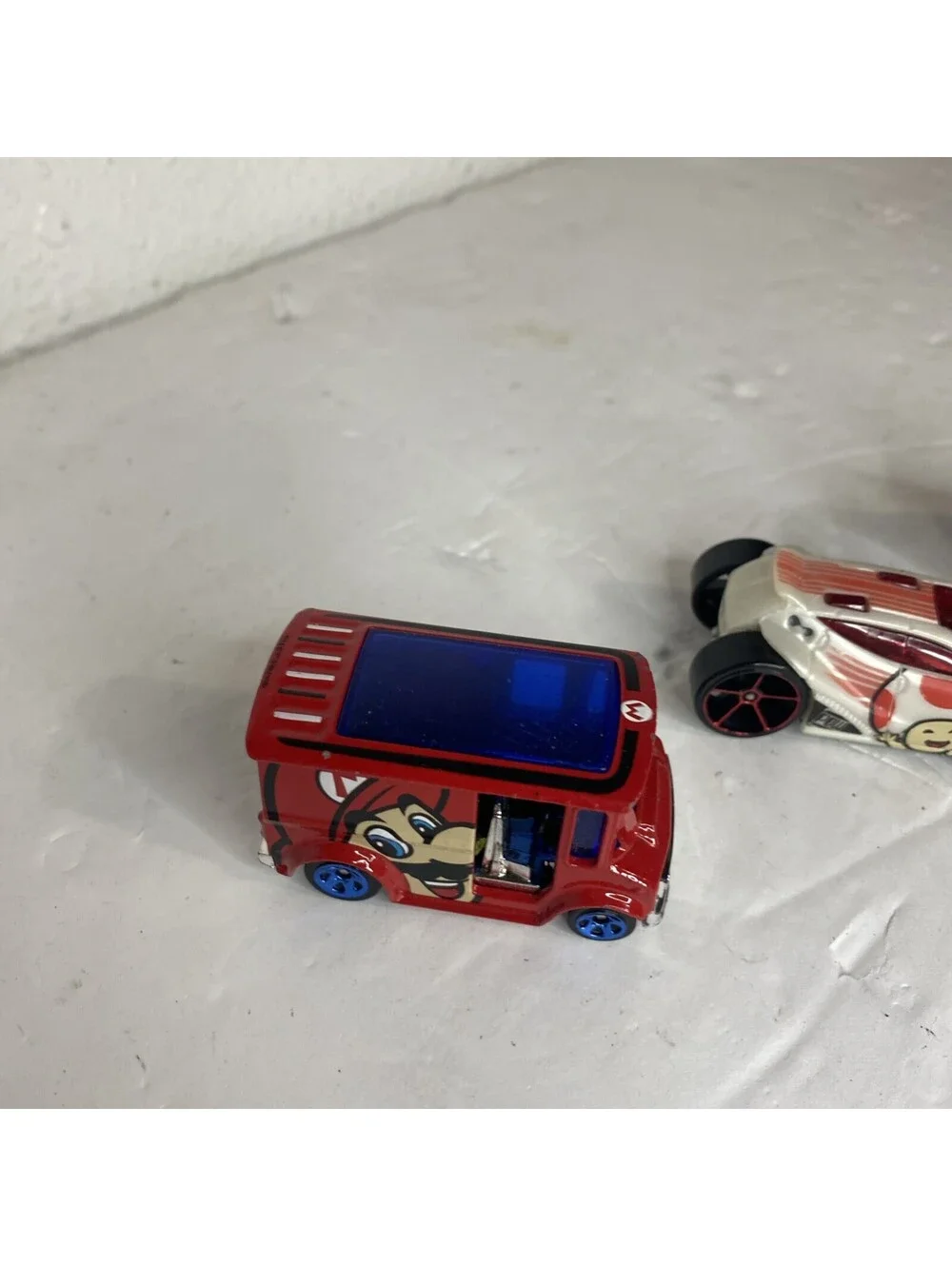 Nintendo Hot Wheels, Set Of 7,Donkey Kong, Yoshi, Toad,Luigi,Mario,warrio
